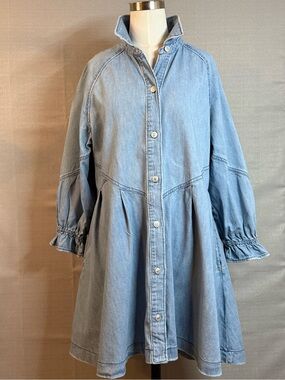 Light Blue We the People Hannah Button-Front Denim Dress